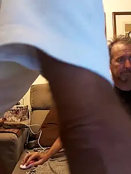 Snapshot of CasalcwBR chatting on April 10, 2026, 10:58 pm CasalcwBR online show from April 10, 2026, 10:58 pm