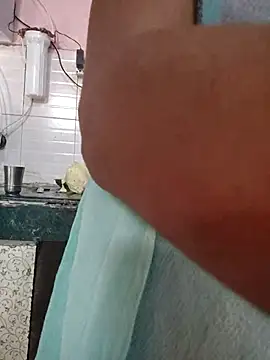 Desi Bhabi 01 online show from February 16, 2026, 4:19 am