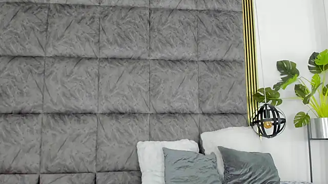 MeliissaAdamss online show from September 12, 2025, 9:04 pm