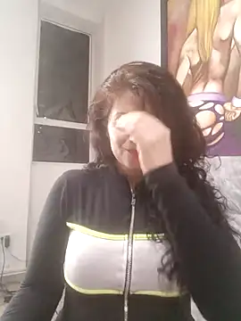 lunadicty online show from March 20, 2025, 11:02 pm