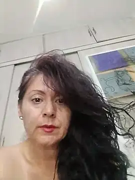 lunadicty online show from May 15, 2026, 11:12 pm