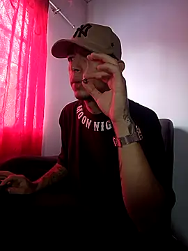 Snapshot of Chris__Jones chatting on September 23, 2025, 5:38 pm Chris Jones online show from September 23, 2025, 5:38 pm