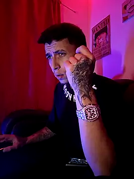 Snapshot of Chris__Jones chatting on October 5, 2025, 3:16 am Chris Jones online show from October 5, 2025, 3:16 am