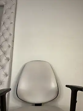 PapiStan online show from November 24, 2025, 2:55 am