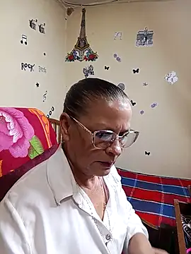 katrina perez online show from October 8, 2025, 9:56 pm