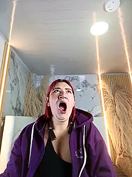 Cerecitaa02  online show from January 19, 2026, 12:09 pm