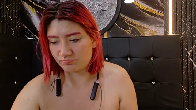 Cerecitaa02  online show from March 6, 2026, 7:49 am