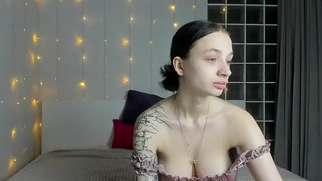 Chatty Alice online show from September 22, 2025, 12:34 am