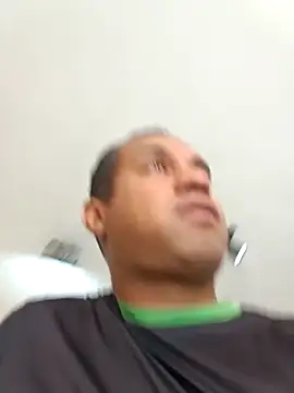 elnegro707070 online show from October 25, 2025, 2:35 pm