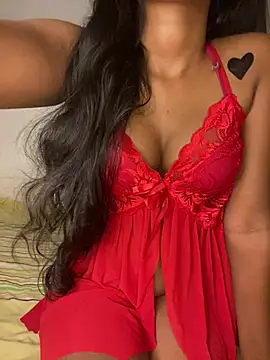 Snapshot of selena_mia chatting on April 10, 2026, 6:12 pm selena mia online show from April 10, 2026, 6:12 pm