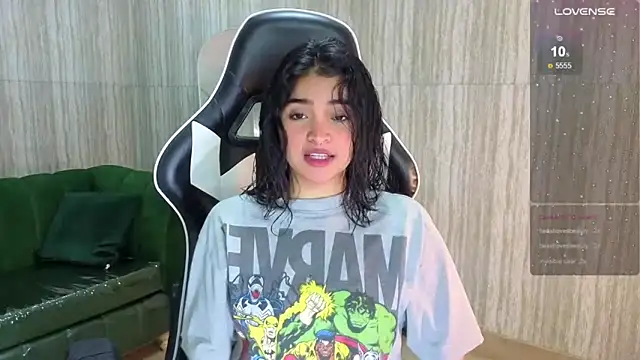 clementine t online show from October 25, 2025, 12:23 pm