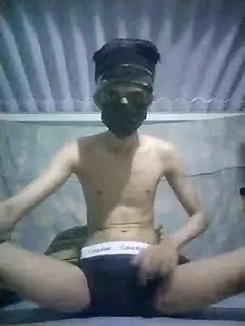 HannanKhan25 online show from November 10, 2025, 1:10 pm