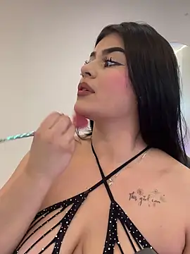 Kariina  69 online show from November 7, 2025, 3:50 am