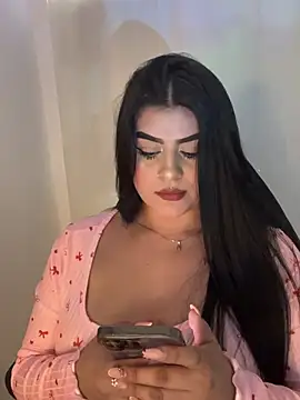 Snapshot of Kariina__69 chatting on July 15, 2026, 6:24 pm Kariina 69 online show from July 15, 2026, 6:24 pm