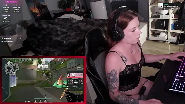 Horny Makima online show from September 21, 2025, 10:28 am