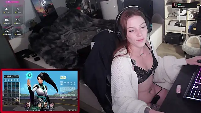 Horny Makima online show from October 4, 2025, 9:29 am