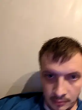 Snapshot of Ryanbigcock3194 chatting on September 17, 2025, 11:39 pm Ryanbigcock3194 online show from September 17, 2025, 11:39 pm