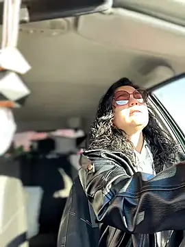 MeekyRich online show from April 7, 2026, 2:12 am