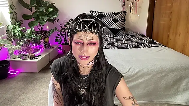 ELENA UMBRA online show from March 1, 2026, 6:32 pm