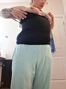 kinkikatie69 online show from November 7, 2025, 2:22 am