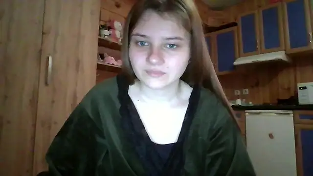 Little shygirl online show from November 17, 2025, 5:02 am