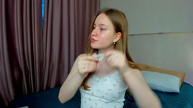 Snapshot of Candy_Cansew chatting on September 20, 2025, 12:11 am Candy Cansew online show from September 20, 2025, 12:11 am