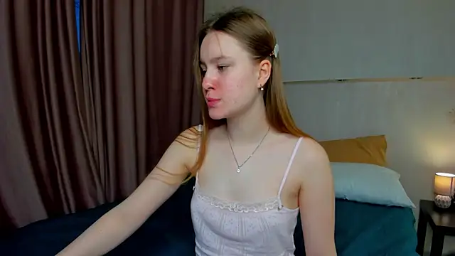 Snapshot of Candy_Cansew chatting on September 25, 2025, 12:03 am Candy Cansew online show from September 25, 2025, 12:03 am