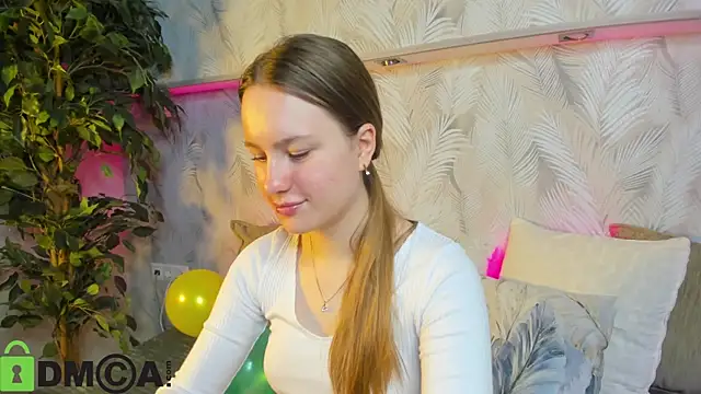 Snapshot of Candy_Cansew chatting on October 3, 2025, 1:02 am Candy Cansew online show from October 3, 2025, 1:02 am