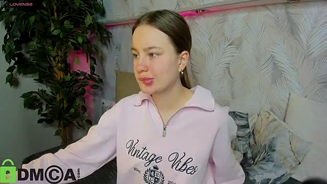 Snapshot of Candy_Cansew chatting on October 5, 2025, 1:04 am Candy Cansew online show from October 5, 2025, 1:04 am