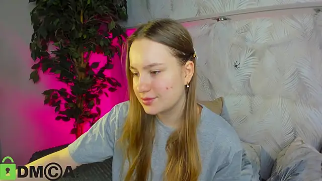 Snapshot of Candy_Cansew chatting on November 2, 2025, 1:08 am Candy Cansew online show from November 2, 2025, 1:08 am