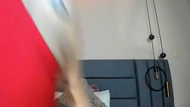 AbbieJoness  online show from December 20, 2025, 12:01 pm