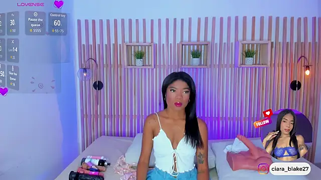 ciara blake online show from April 22, 2026, 7:37 pm