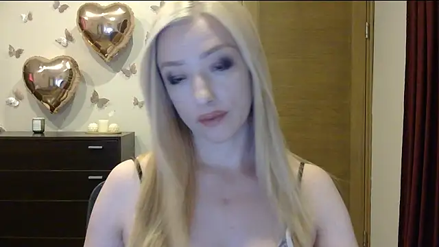 Snapshot of Wild_Silk_Desire chatting on July 11, 2026, 4:43 pm Wild Silk Desire online show from July 11, 2026, 4:43 pm