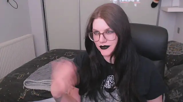 GothSuccubusBabe online show from February 22, 2026, 4:16 pm