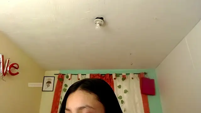 vale miel online show from September 11, 2025, 5:46 pm