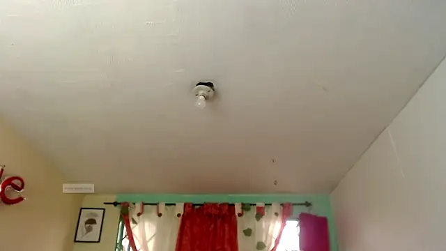 vale miel online show from September 24, 2025, 6:22 pm