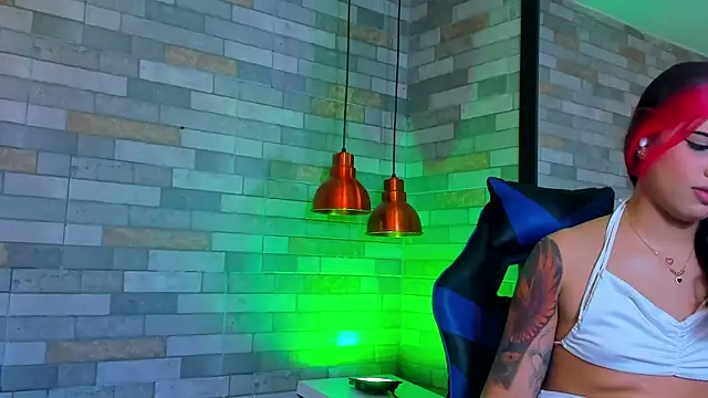 DixyPalmer online show from September 21, 2025, 7:37 pm