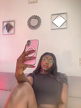 alissradiante1 online show from April 10, 2026, 10:14 pm