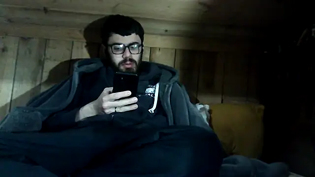 Snapshot of Angelsordemons6 chatting on March 25, 2026, 8:37 pm Angelsordemons6 online show from March 25, 2026, 8:37 pm