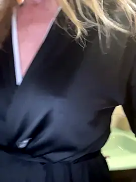 LucyLingerie78 online show from November 24, 2025, 7:46 pm