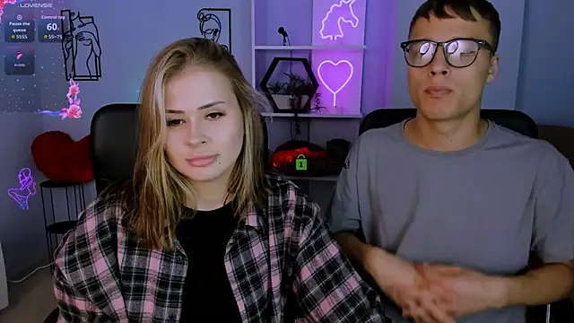 jeren smile online show from October 4, 2025, 7:12 pm