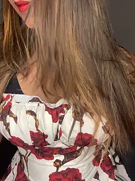 Scarlett 1819 online show from October 26, 2025, 4:46 pm