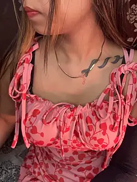 Scarlett 1819 online show from February 12, 2026, 5:08 pm