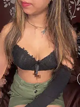 Scarlett 1819 online show from February 19, 2026, 5:42 pm