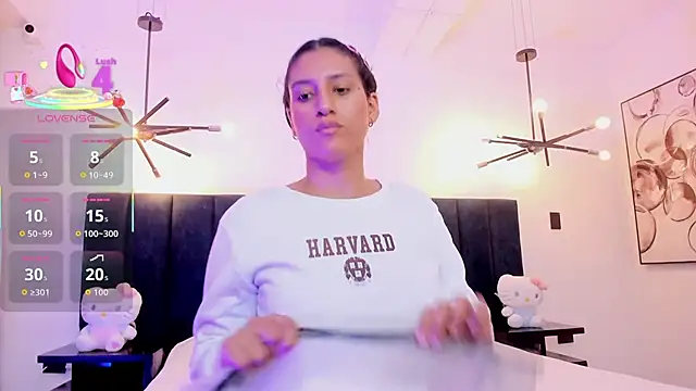 niia7 online show from October 15, 2025, 7:47 pm