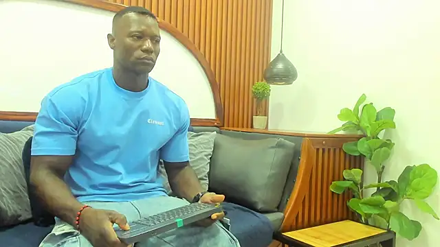 Snapshot of MarcusBlack_ chatting on April 17, 2026, 3:26 pm MarcusBlack online show from April 17, 2026, 3:26 pm