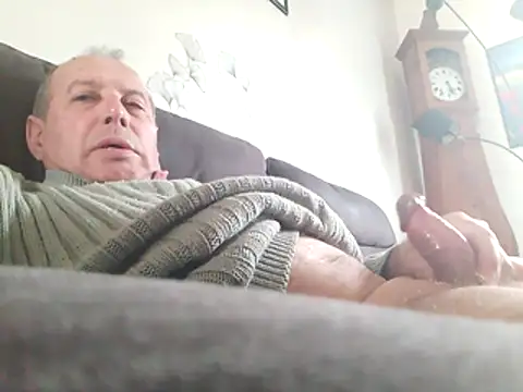 Vince072 online show from November 6, 2025, 12:06 pm