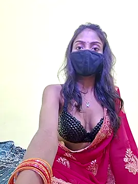Snapshot of Riya_R24 chatting on March 6, 2026, 12:34 pm Riya R24 online show from March 6, 2026, 12:34 pm