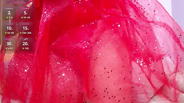 alesiamoore online show from October 14, 2025, 1:34 pm