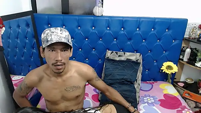 nachoandnathasha online show from November 2, 2025, 6:43 pm